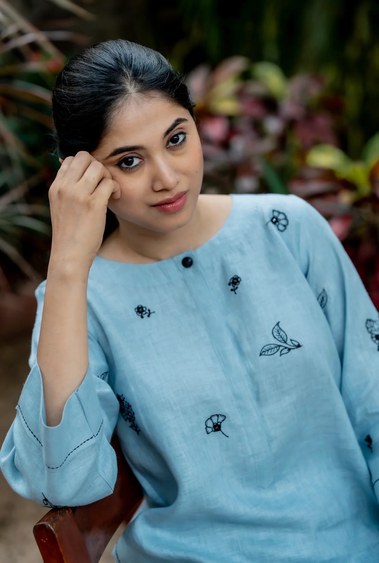 Azure Blue-Black Linen Pair