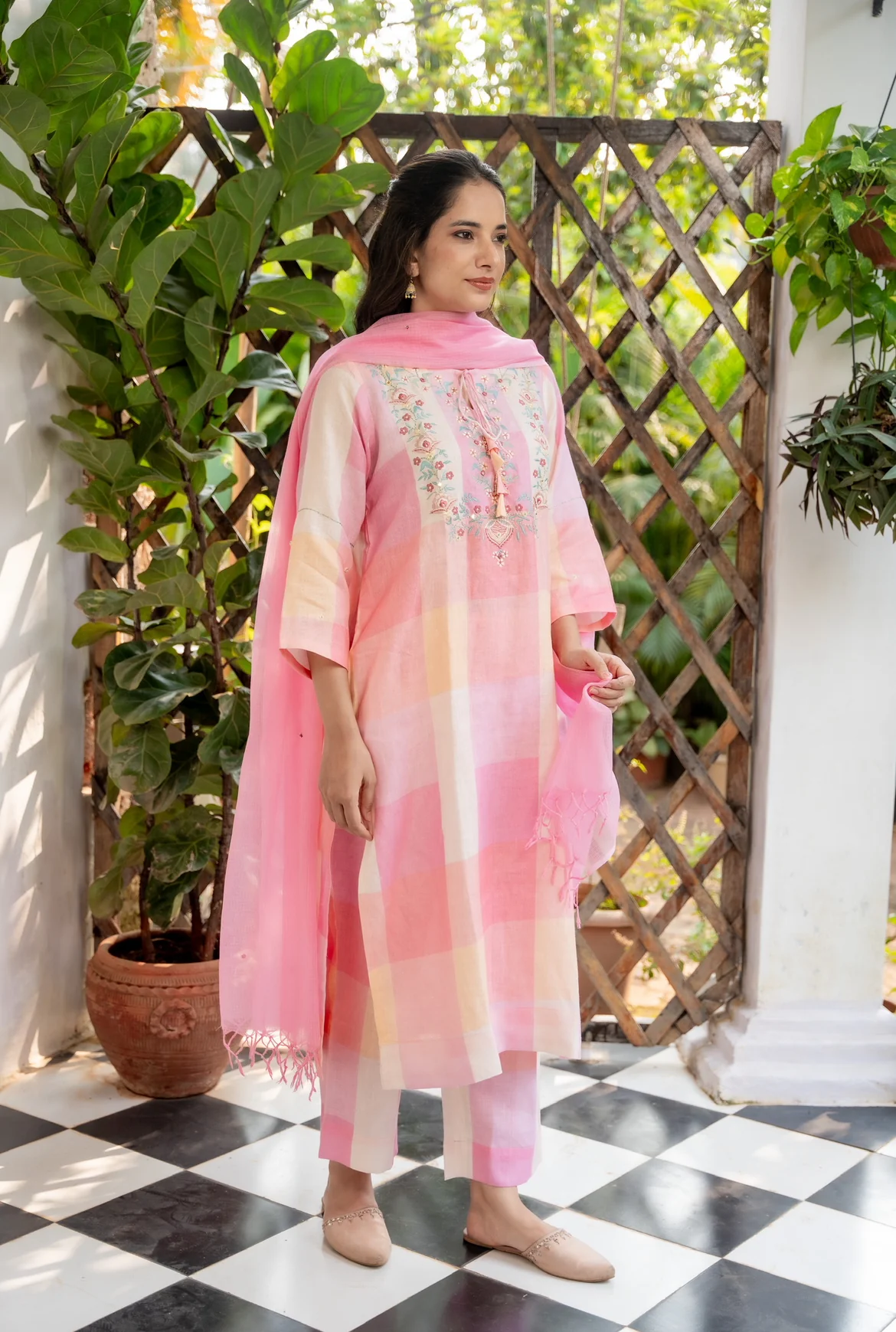 Cherry Blossom Linen Kurta Set - Image 2
