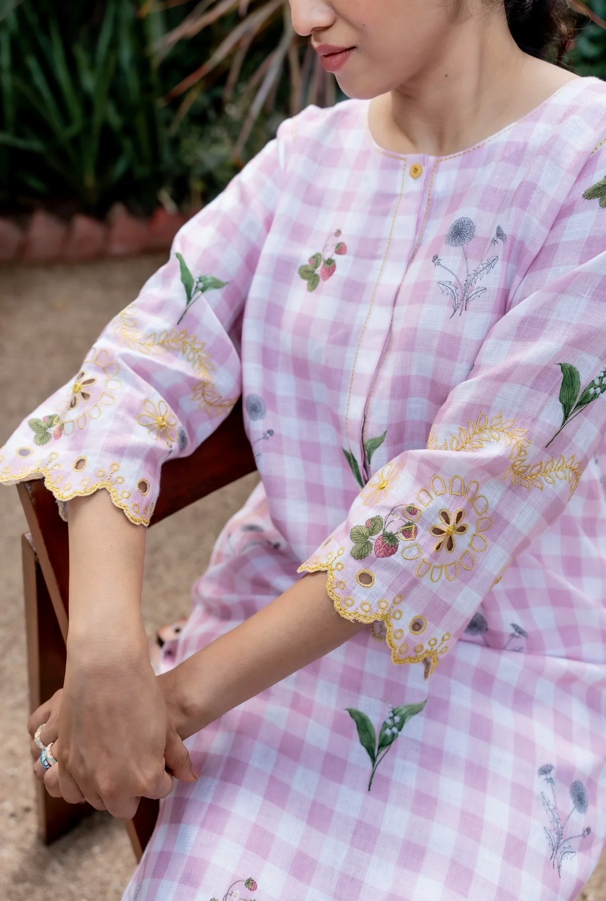 Gingham Pink Linen Pair - Image 3