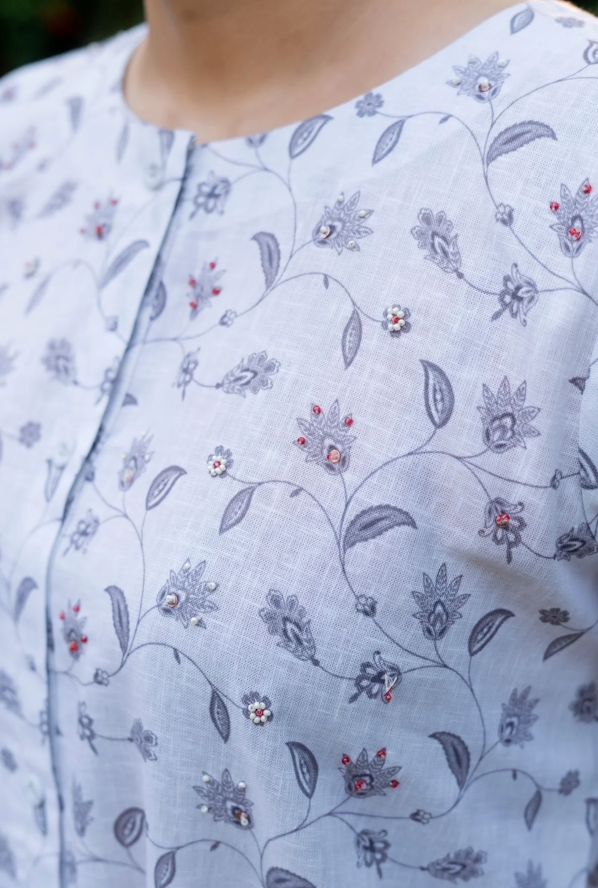 Silver Garden Kurta Set - Image 2
